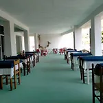 Luigiane Отель Аккуаппеза