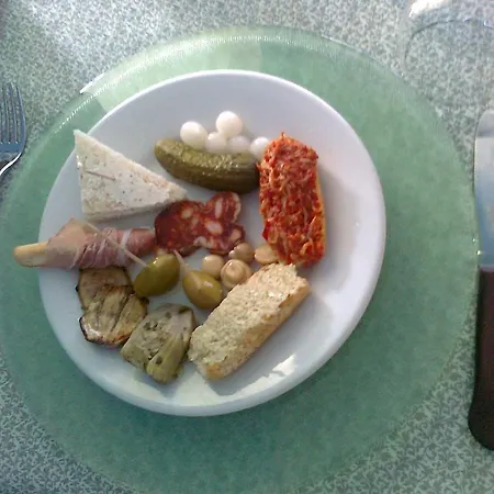 Luigiane Hotel 2*