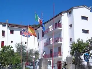 Hotel Luigiane 2*